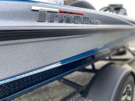 Triton 18 TRX image