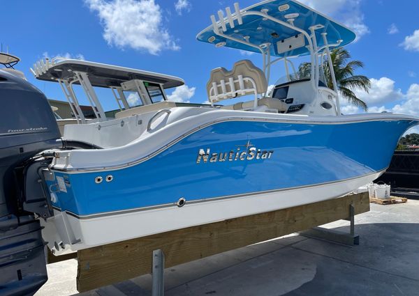 NauticStar 2500XS image