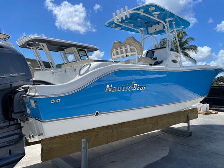 NauticStar 2500XS image