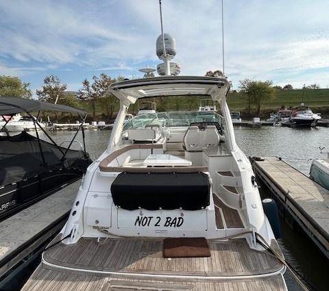 Sea Ray 350 Sundancer image