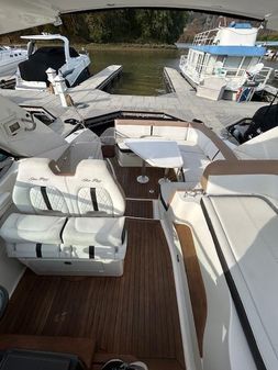 Sea Ray 350 Sundancer image