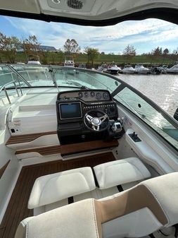 Sea Ray 350 Sundancer image