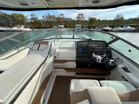 Sea Ray 350 Sundancer image