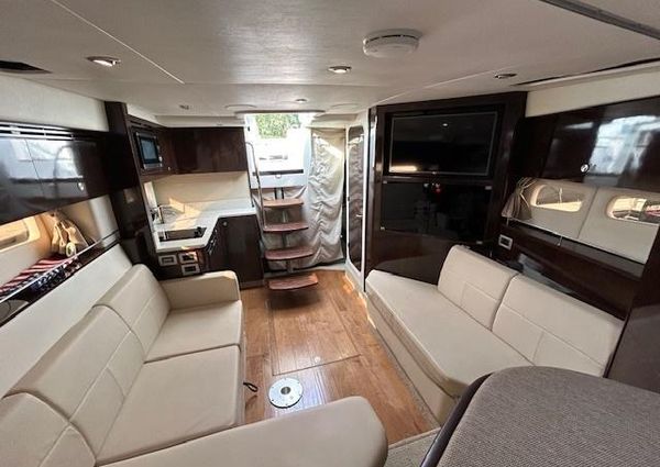 Sea Ray 350 Sundancer image