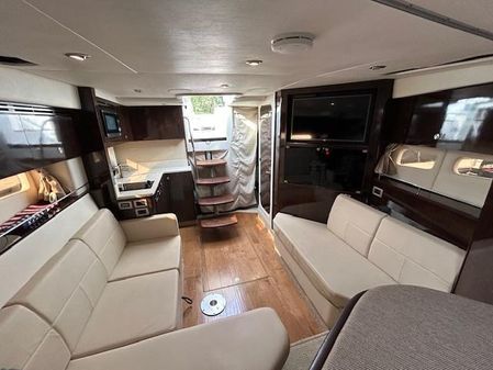 Sea Ray 350 Sundancer image