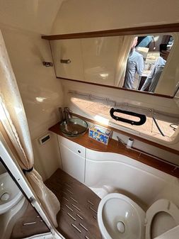 Sea Ray 350 Sundancer image