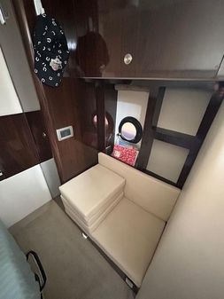 Sea Ray 350 Sundancer image