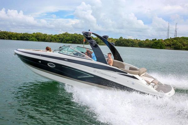 Crownline 290 SS - main image