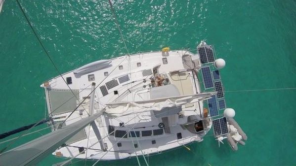 Lagoon 440 image