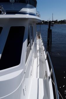 Offshore Yachts 62 Flushdeck image