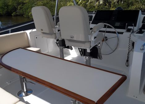 Offshore Yachts 62 Flushdeck image