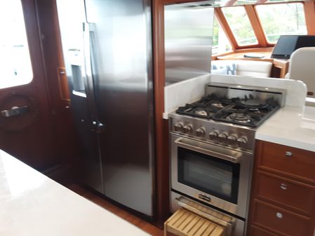 Offshore Yachts 62 Flushdeck image