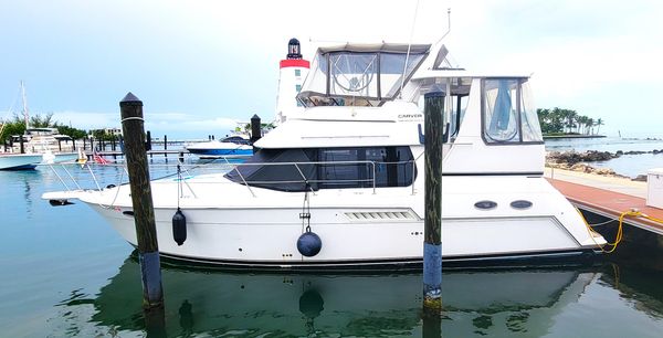 Carver 356 Aft Cabin Motor Yacht image