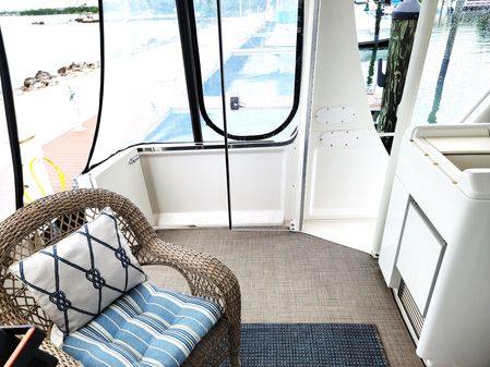 Carver 356 Aft Cabin Motor Yacht image