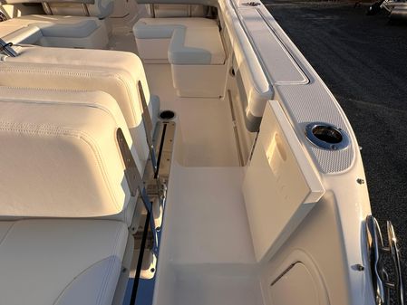 Robalo R317-DUAL-CONSOLE image