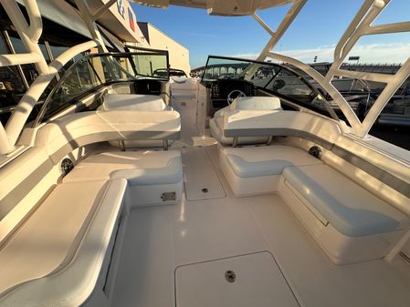 Robalo R317-DUAL-CONSOLE image