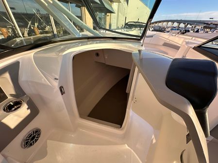 Robalo R317-DUAL-CONSOLE image