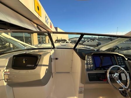 Robalo R317-DUAL-CONSOLE image