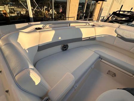 Robalo R317-DUAL-CONSOLE image