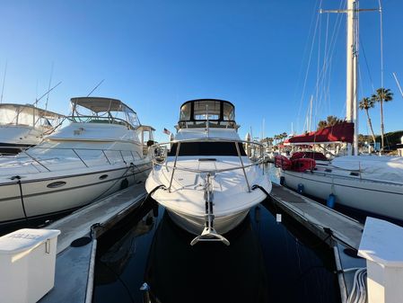 Sea Ray 370 Aft Cabin image