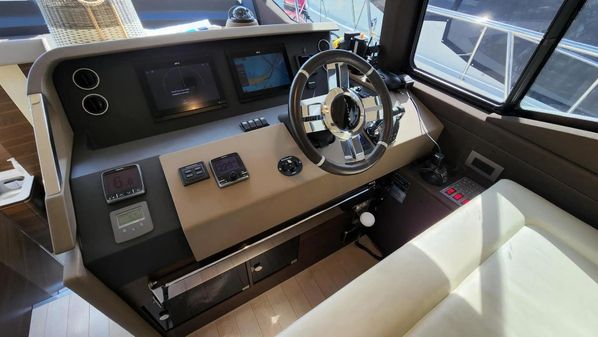 Azimut 50 Flybridge image