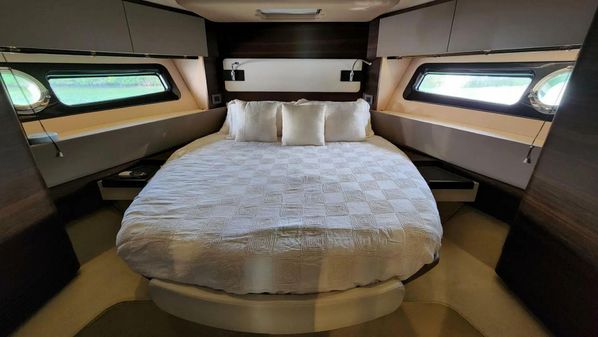 Azimut 50 Flybridge image