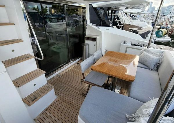 Azimut 50 Flybridge image