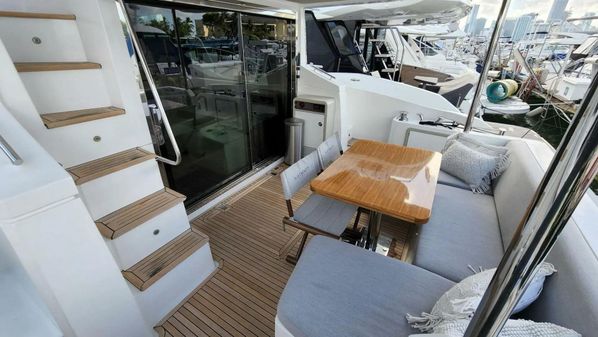 Azimut 50 Flybridge image