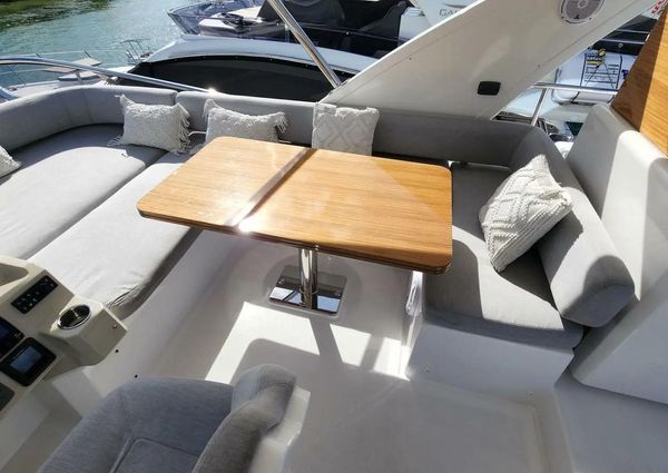 Azimut 50 Flybridge image