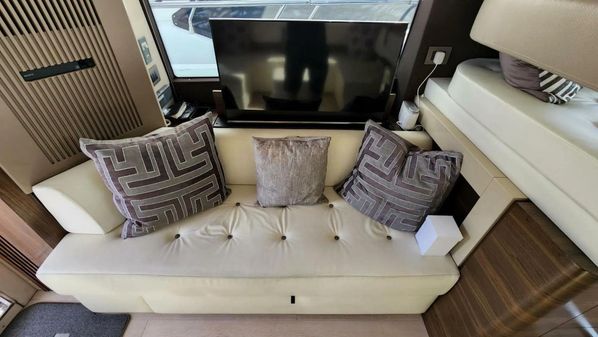 Azimut 50 Flybridge image