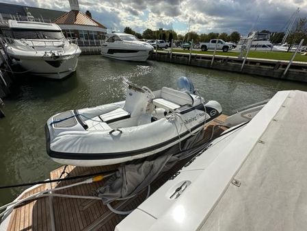 Azimut 66 image