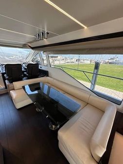 Azimut 66 image