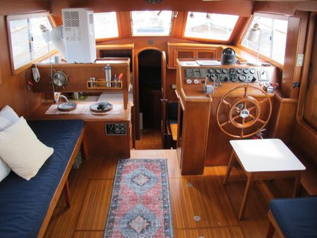 Marine-trader 40 image