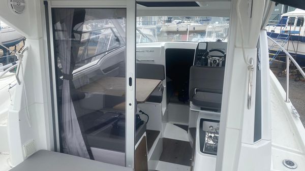 Beneteau Antares 8 