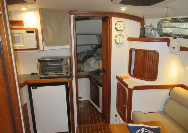 Legacy-yachts 34-SEDAN image