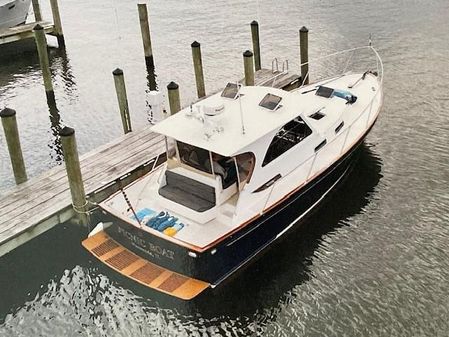 Legacy-yachts 34-SEDAN image