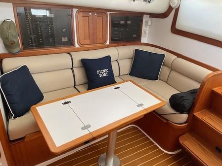 Legacy-yachts 34-SEDAN image