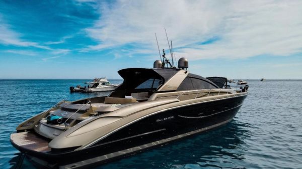Riva 68 Ego