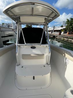 Pursuit 310 Center Console image