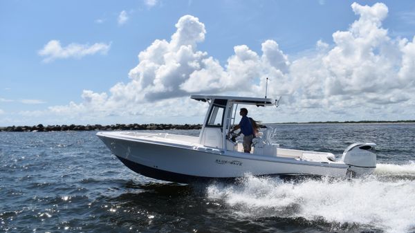 Blue Wave 2600 Makaira