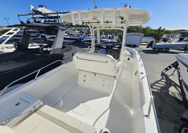 Boston Whaler 280 Dauntless image