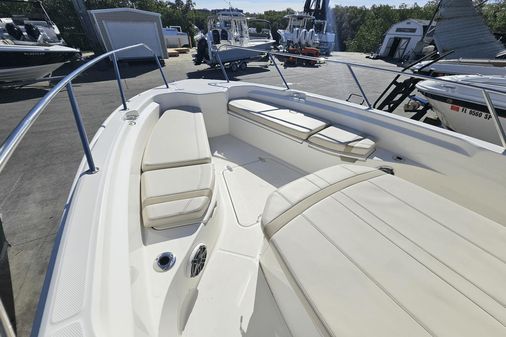 Boston Whaler 280 Dauntless image