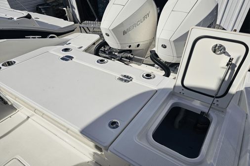 Boston Whaler 280 Dauntless image