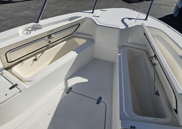 Boston Whaler 280 Dauntless image