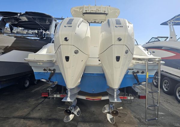 Boston Whaler 280 Dauntless image