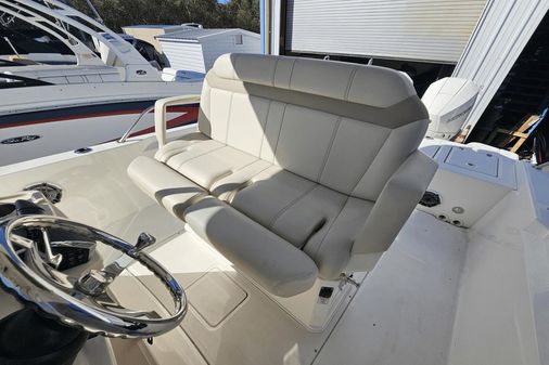 Boston Whaler 280 Dauntless image