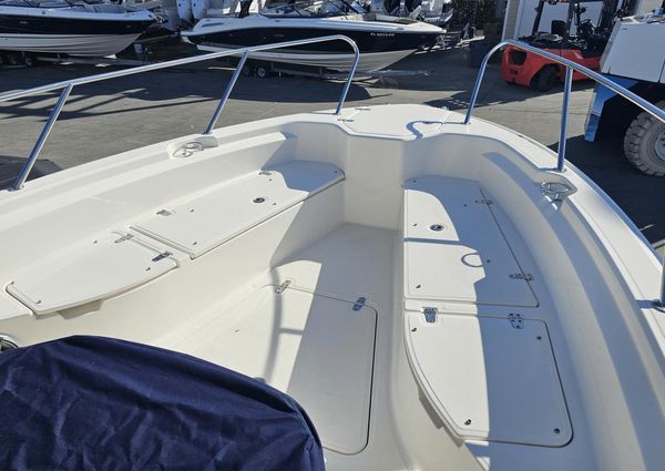 Boston Whaler 280 Dauntless image