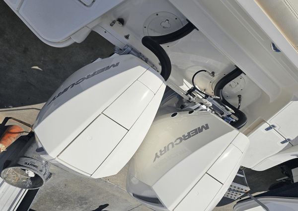 Boston Whaler 280 Dauntless image