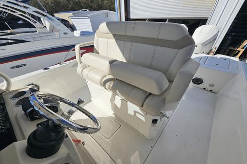 Boston Whaler 280 Dauntless image