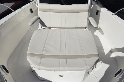 Boston Whaler 280 Dauntless image